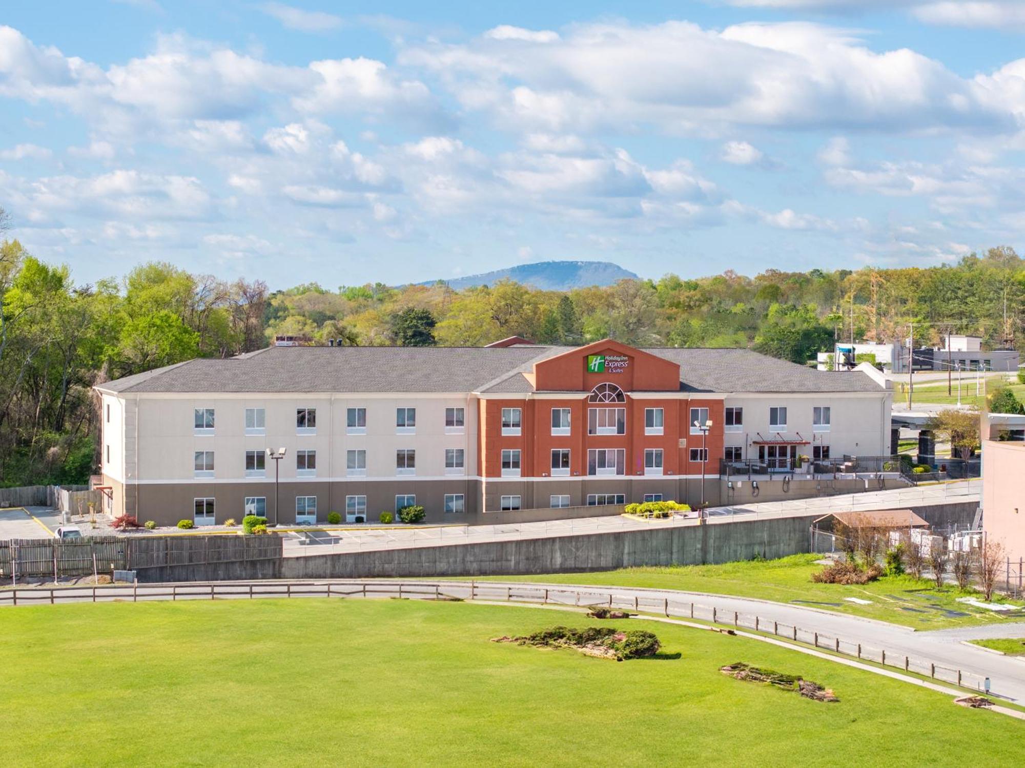 Holiday Inn Express & Suites Chattanooga-Hixson, An Ihg Hotel Buitenkant foto